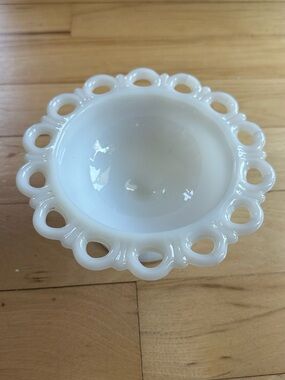 Anchor Hocking White Milk Glass Loop-Edge Serving Bowl
